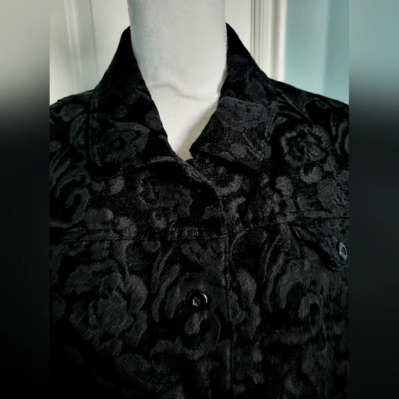 Black Brocade Jacket - Picture 2 of 3